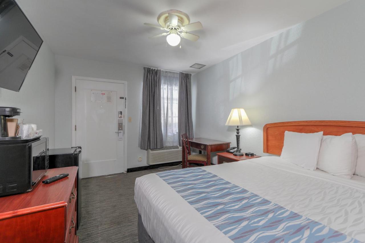 Belle Aire Motel - Downtown Convention Center - 蓋特林堡 外观 照片