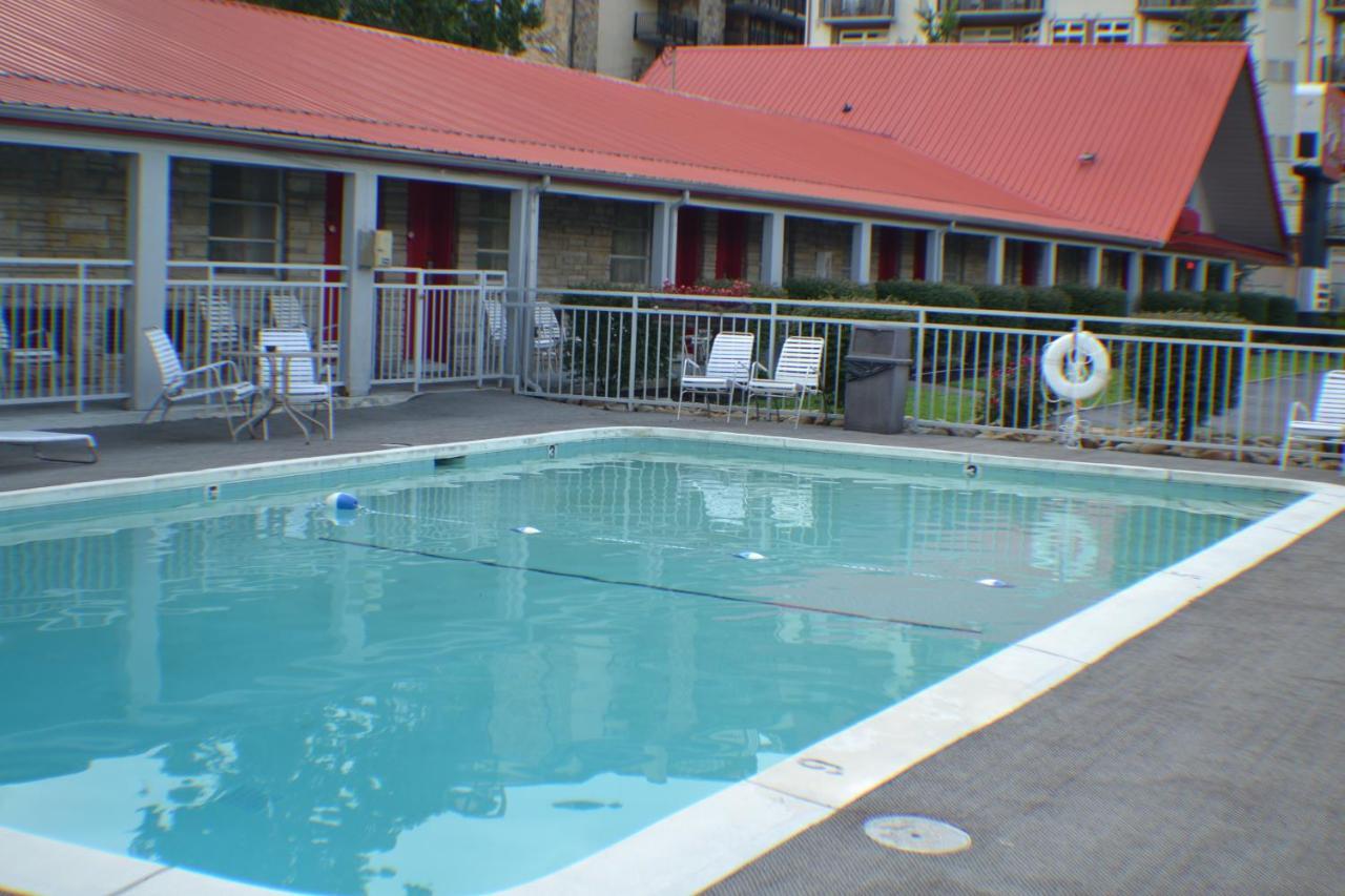 Belle Aire Motel - Downtown Convention Center - 蓋特林堡 客房 照片